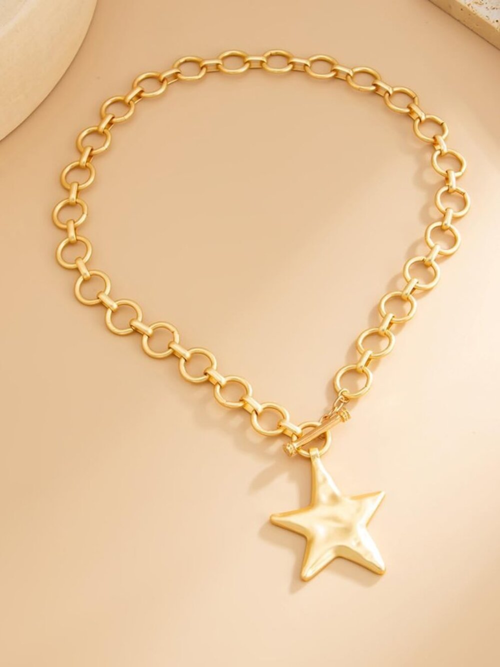 Chunky Star Necklace for Women Trendy Big Statement Necklace Large Star Pendant - Picture 3 of 7